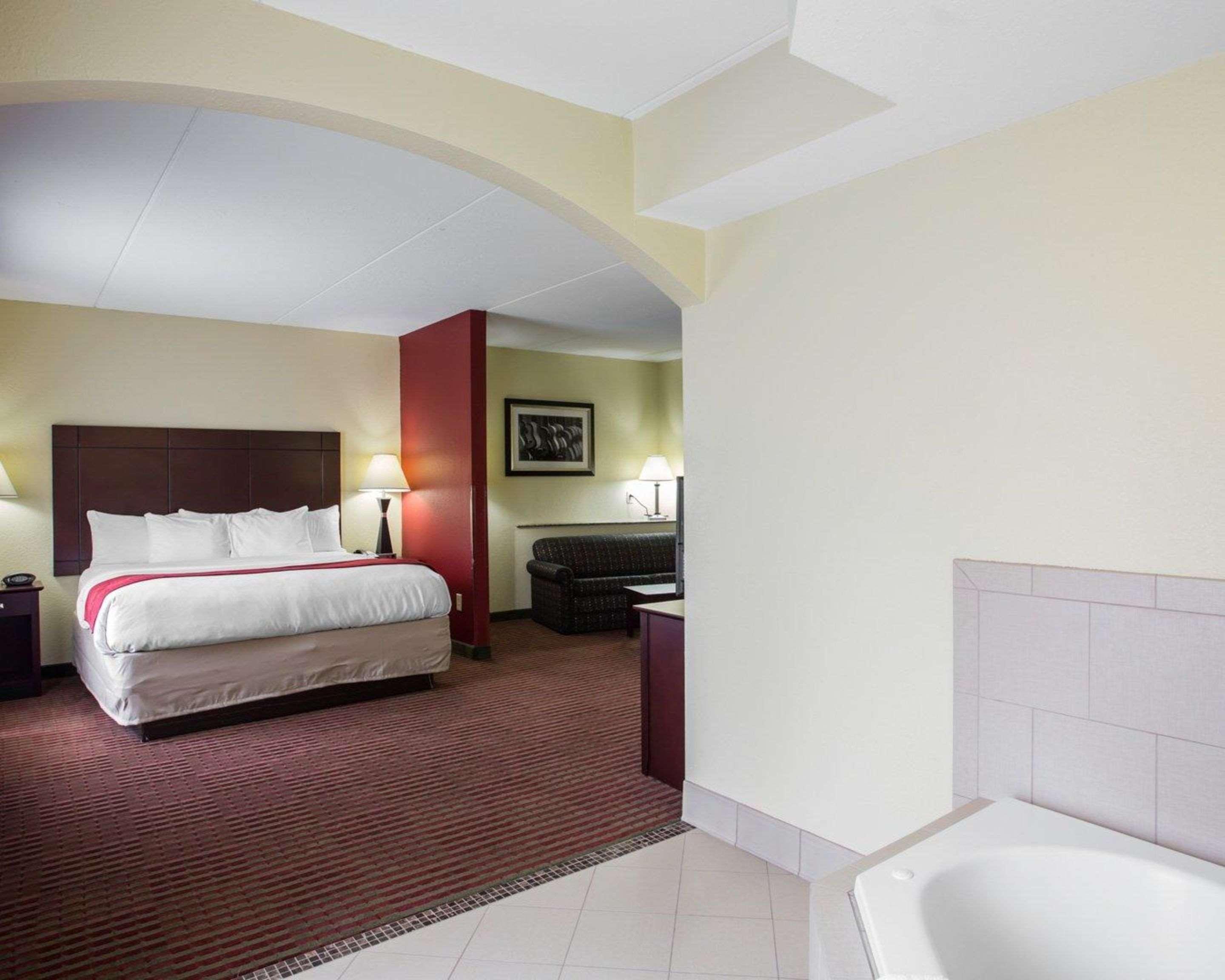คอมฟอร์ท สวีท Hotel เมาท์จูเลียต ภายนอก รูปภาพ